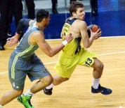 STRASBOURG - Rakip Kızılyıldız