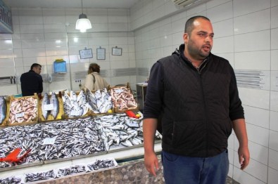 Çanakkale'de Balık Tezgahlarında Bolluk Yaşanmıyor