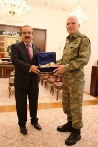 Ege Ordu Komutanı Orgeneral Abdullah Recep Sakarya'da İncelemelerde Bulundu