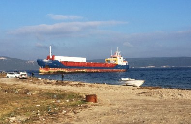 Gemi Karaya Oturdu