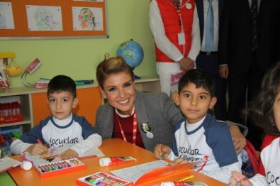 Gülben Ergen Doğubayazıt'ta Anaokulu Açacak