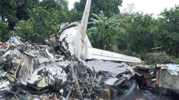 14 aylık bebek uçaktan canlı çıktı