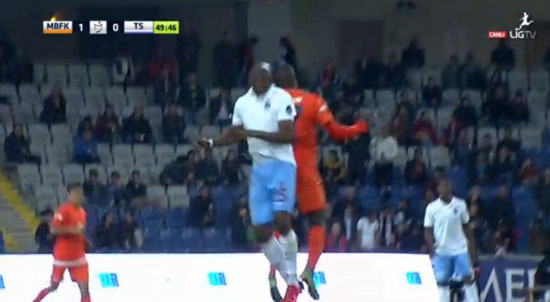 Trabzonsporlu futbolcu hastanelik oldu!