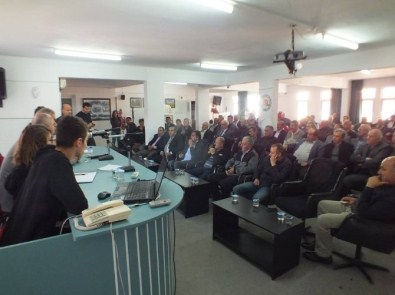 Bafra'da Tütün Bakım Ve İndirme Kurası Çekildi