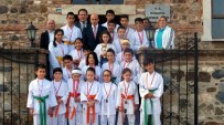 ORHAN ÇIFTÇI - Mudanyalı Minik Karatecilerin Büyük Başarısı