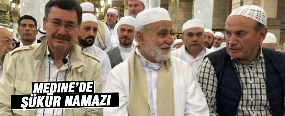 Melih Gökçek ve Kadir Topbaş şükür için Medine'de