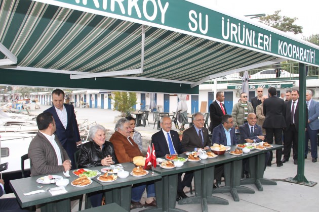 Kılıçdaroğlu'nun ayakkabısı olay oldu