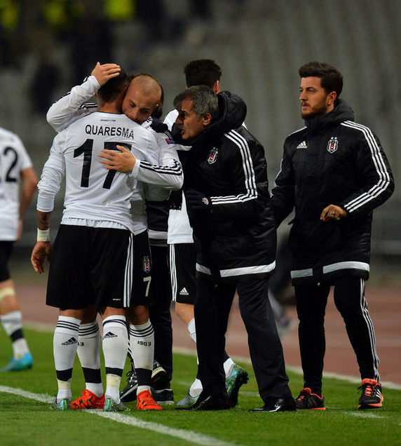 Ricardo Quaresma formayı kaptı!