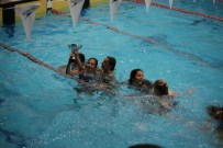 OLİMPİK HAVUZ - Atatürk Kupası'nın Sahibi Edirne Su Sporları Kulübü Oldu