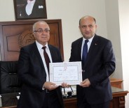 FİKRİ IŞIK - Bakan Işık, Mazbatasını Aldı