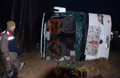 Çorum'da yolcu otobüsü devrildi açıklaması 1 ölü, 40 yaralı