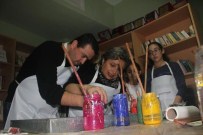 AZERI - Manisa, Ebru Sanatını Çok Sevdi