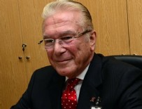 ATILLA SERTEL - Uğur Dündar CHP'li isimle kavga etti