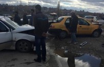 Başkent'te Trafik Kazaları Açıklaması 5 Yaralı