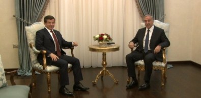 Davutoğlu, Akıncı İle Görüştü