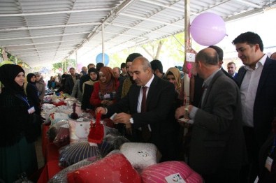 İzzetli Kadınlar Derneği'nden Kermes