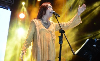 Leman Sam Hakkında 'Zorla Getirme' Kararı