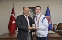 MEÜ'nün Arnavut Öğrencisi, Taekwondoda Avrupa Üçüncüsü Oldu