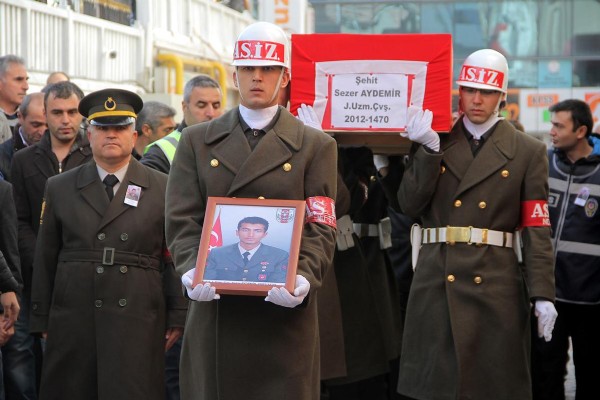 Şehit uzman çavuşumuz son yolculuğuna uğurlandı