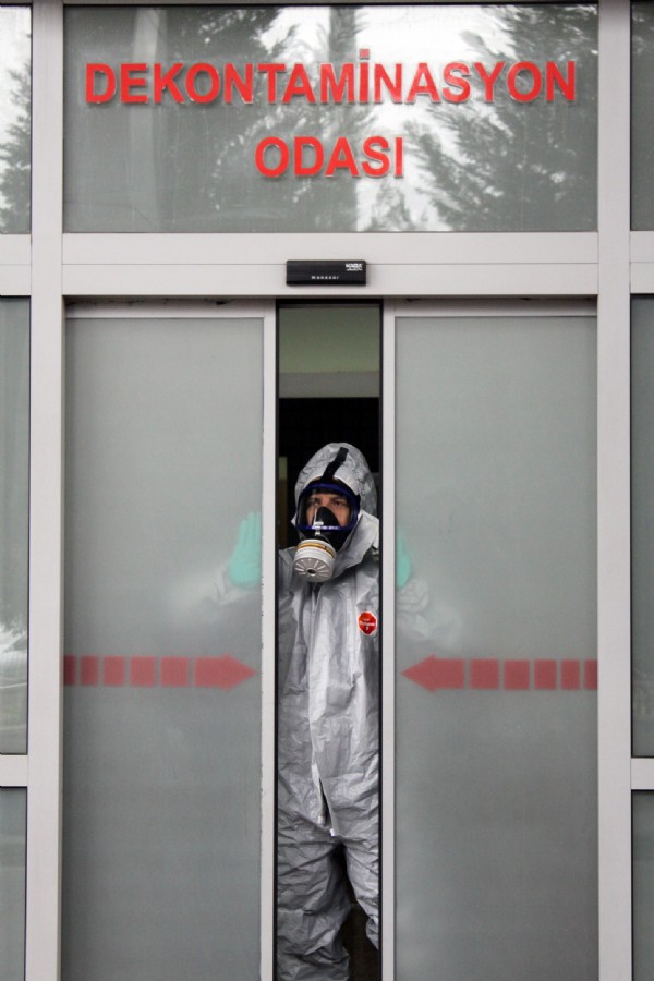 Kargo Paketi Patladı: 51 İşçi Zehirlendi