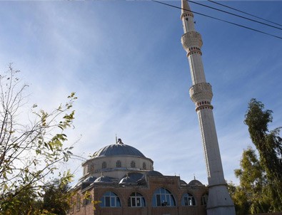PKK saldırıları cami kubbesine zarar verdi