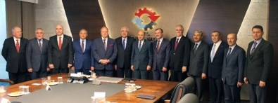 Osbük' Ten Bakanlara Hayırlı Olsun Ziyareti