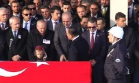 KUVVET KOMUTANLARI - Şehit Polise Son Yolculuğuna Uğurlanıyor