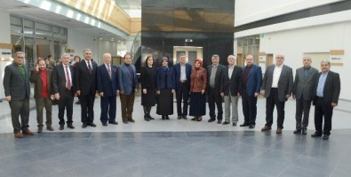 Tpb Genel Başkanı Pakdil'den Başkan Toru'ya Ziyaret