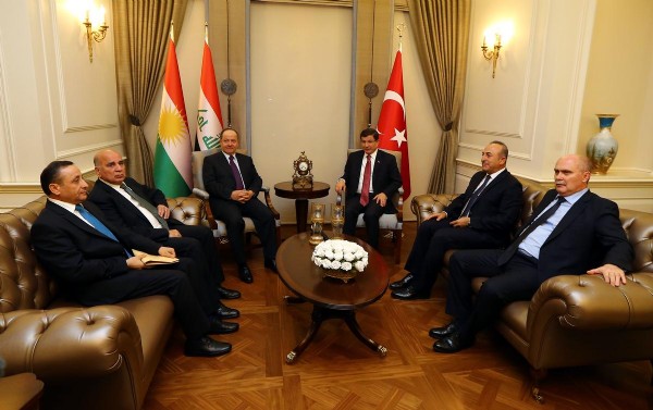 Başbakan Davutoğlu Barzani ile görüştü