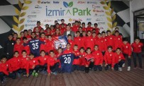 YARIŞ PİSTİ - Altınordu'lu Gençlerden İzmir Park Ülkü Yarış Pisti'ne Ziyaret