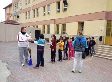 Beyoğlu Belediyesi Kış Spor Okullarında Okçuluk Eğitimleri Başladı