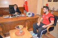 ALI FIDAN - Ekonomi Bakanı Elitaş'ın Tavsiyesiyle Spora Başladı Dünya Şampiyonu Oldu