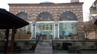 Saray Camii'nin Bakım Ve Onarımı Tamamlandı
