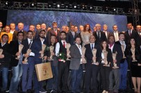 Yılın Gazetecileri Ödüllerini Aldı
