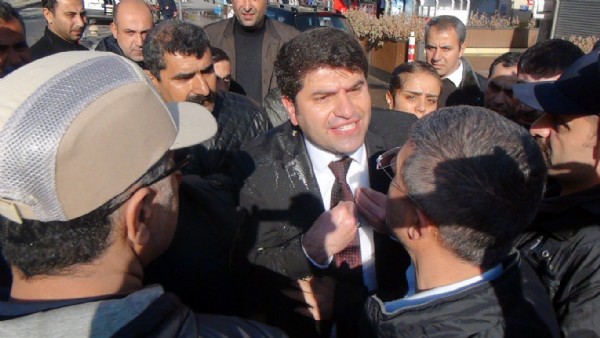 HDP'li vekilden polise ağır hakaret