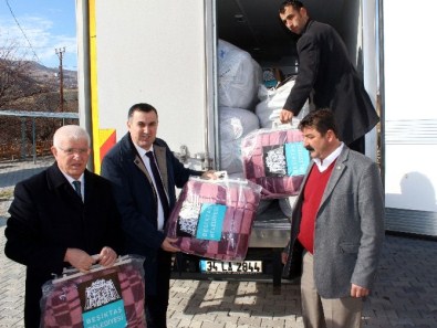 CHP'li Belediyelerden Hekimhan'a Yardım