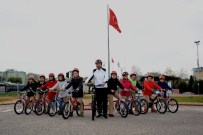 ULUBATLı HASAN - Başkan Doğan, Çocuklarla Bisiklet Sürdü