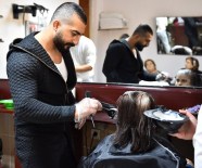 SAÇ KESİMİ - Kuaförün Cezası, Yaşlılara Ödül Oldu