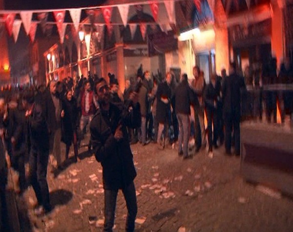 Adana'da festivale 'Pompalı' saldırı