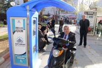 DEMOKRASİ PARKI - Belediyeden, Engelli Vatandaşlara Yönelik Bir Hizmet Daha