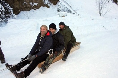 Doğaseverlerin Kızak Keyfi