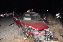 KARAHÜYÜK - Elbistan'da Trafik Kazası Açıklaması 2 Yaralı