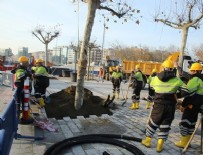 TAKSIM MEYDANı - Taksim Meydanı'na yeni ağaçlar