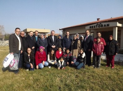 Vakıfay Derneği Seydişehir'de Burs Verdiği Öğrencilerle Buluştu