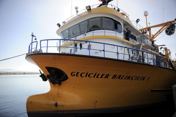 Rus gemisinden Türk teknesine uyarı ateşi açıldığı iddiası