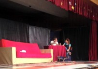 DENIZ GÖKÇE - Ardahan'da 'On Dakika Ara' Adlı Oyun Sahnelendi