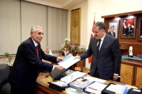 AYAKKABICI - Eskkk Başkanı Ali Evren, Başkan Çakır'ı Ziyaret Etti