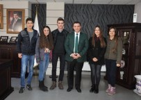 ÖĞRENCİ MECLİSİ - Öğrenci Meclisinden Belediye Başkanı Bakıcı'ya Ziyaret