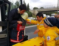 ALIBEYKÖY - Tır'a Çarpmamak İçin Duran Kamyona Yolcu Otobüsü Çarptı Açıklaması 2 Yaralı