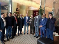 GAYRI SAFI MILLI HASıLA - Başkan Kara'ya Başarılı Çalışmalarından Dolayı Plaket Ve Madalya Verildi